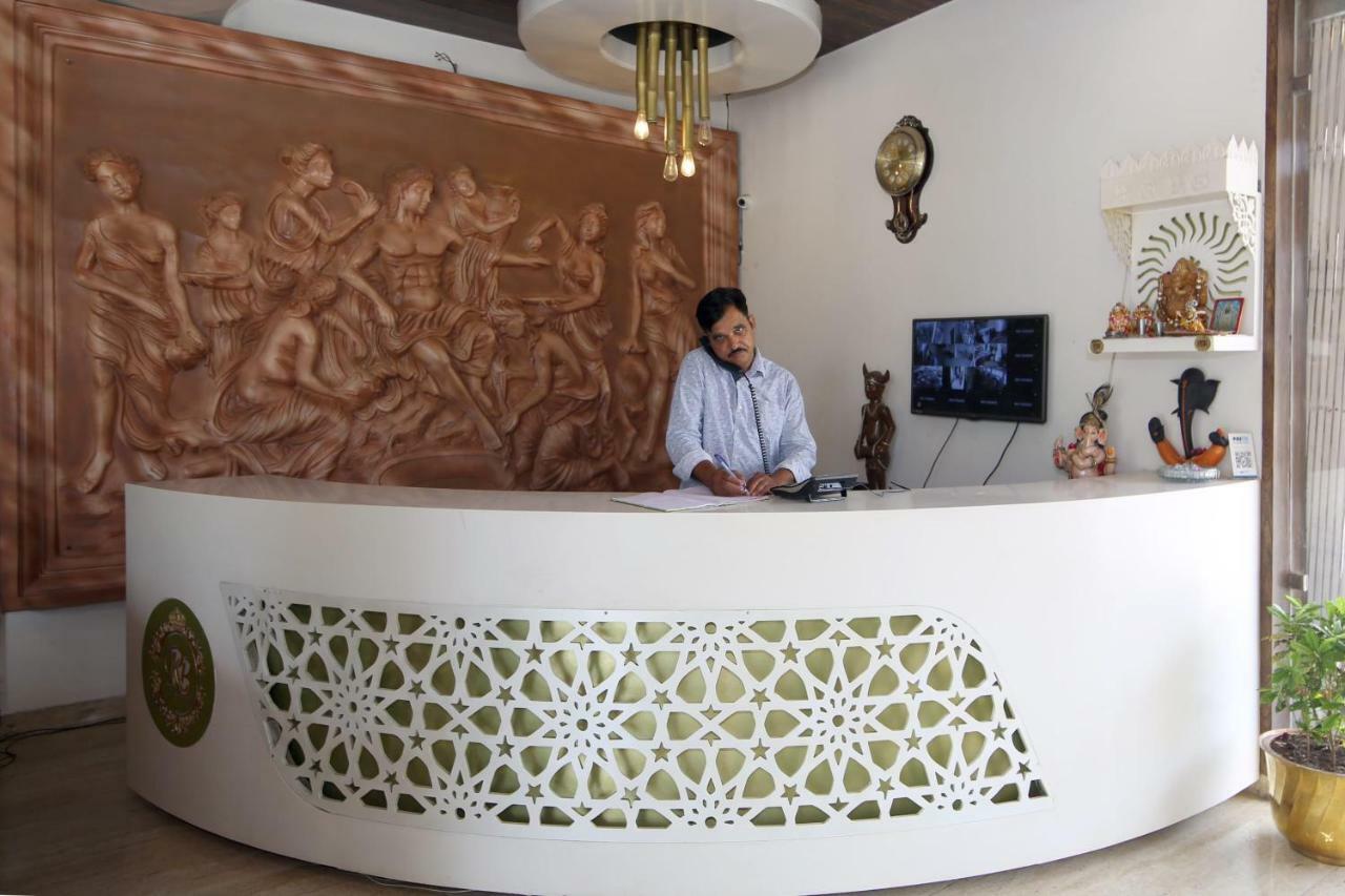 Oyo 38414 Rain Basera Resort Jabalpur Exterior foto